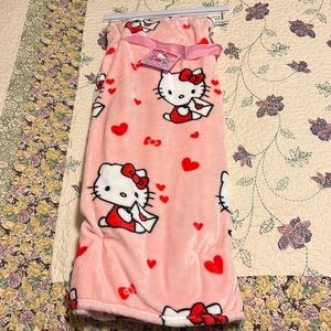 brand new USA exclusive hello kitty Valentine’s Day blanket